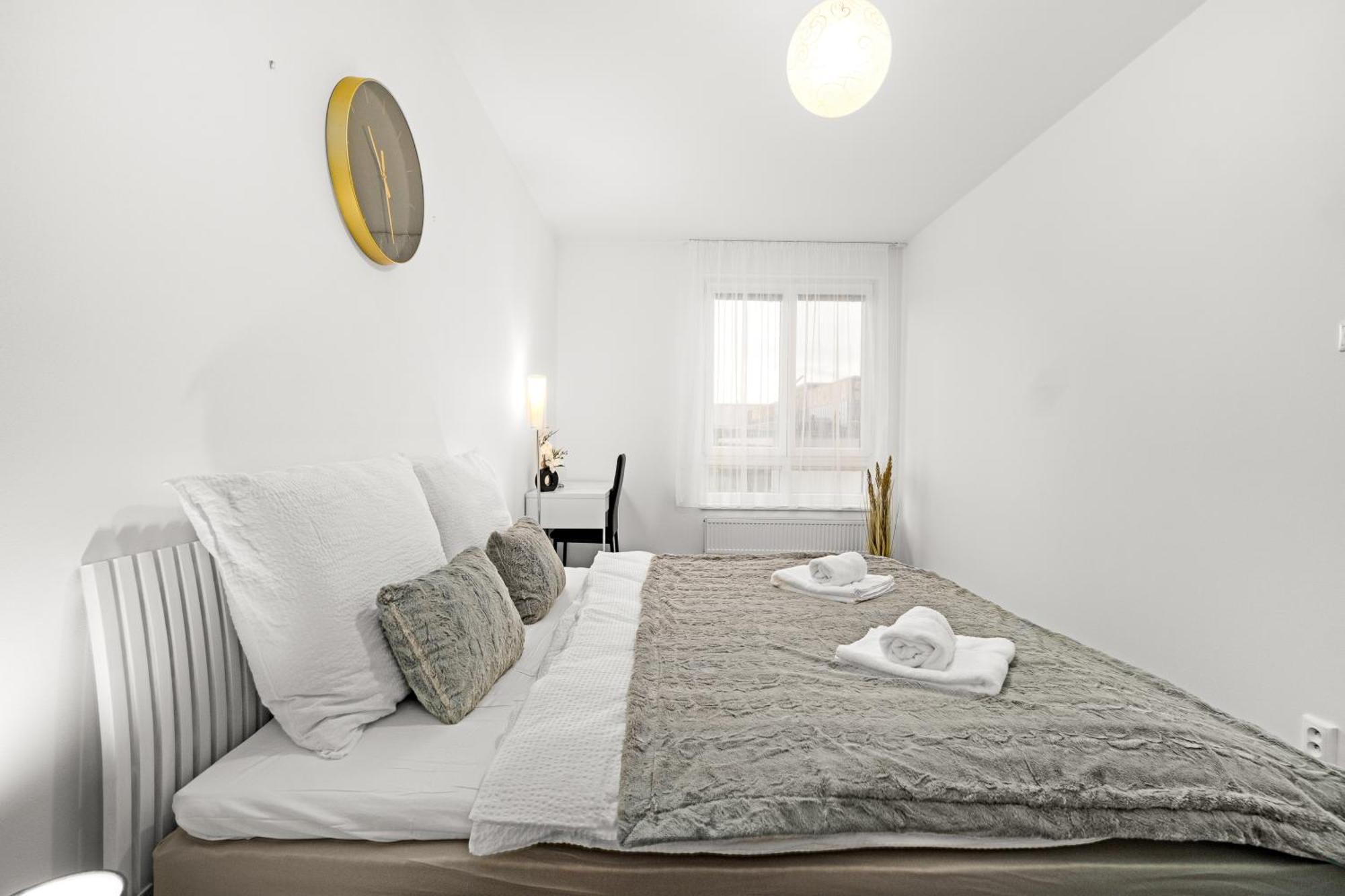 Bnb New Beautiful Apartment In The Center Of Ostrava With Option Garage Parking מראה חיצוני תמונה