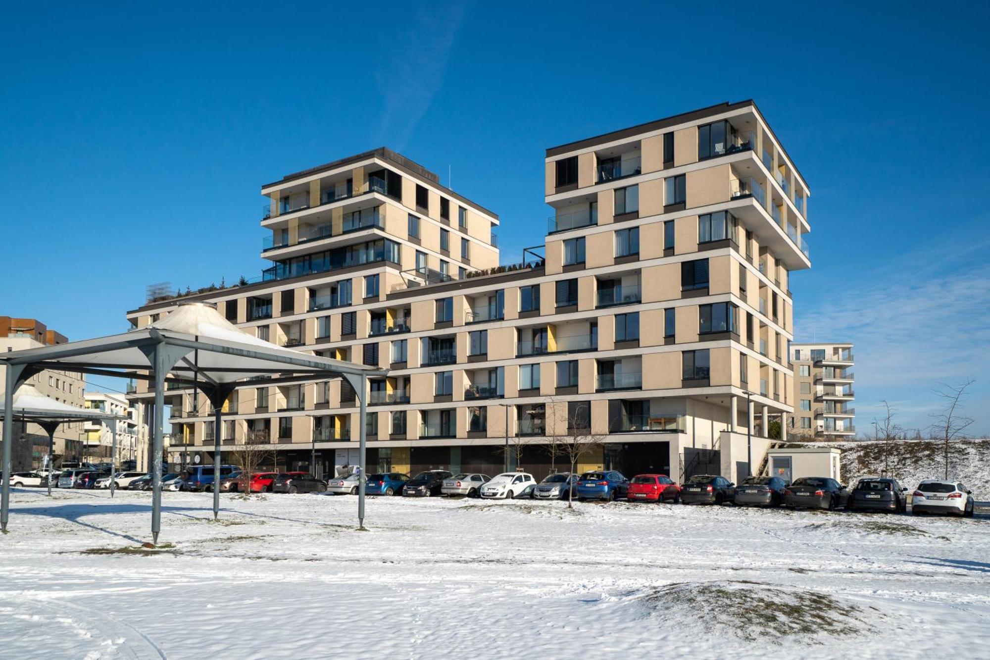 Bnb New Beautiful Apartment In The Center Of Ostrava With Option Garage Parking מראה חיצוני תמונה
