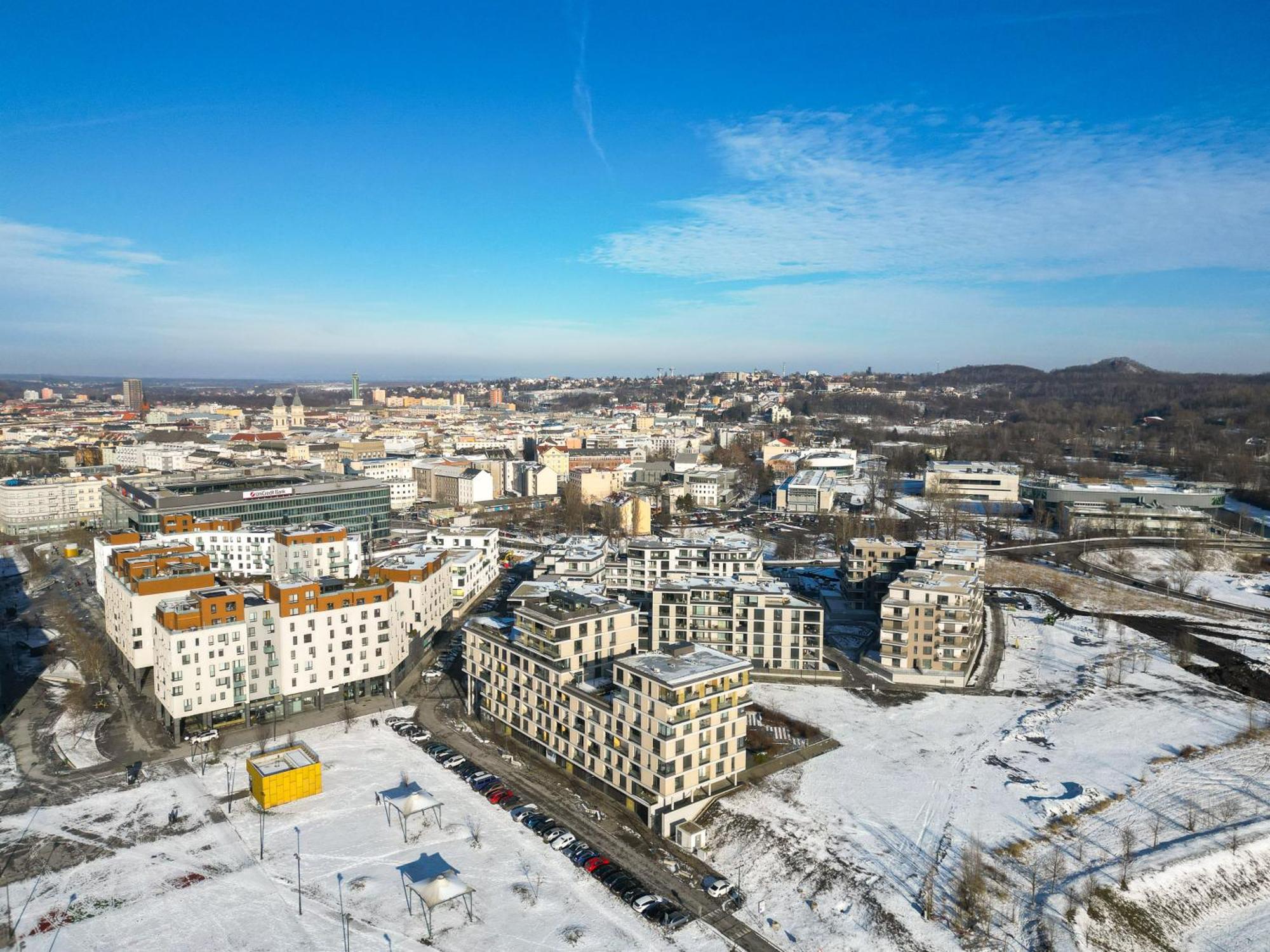 Bnb New Beautiful Apartment In The Center Of Ostrava With Option Garage Parking מראה חיצוני תמונה