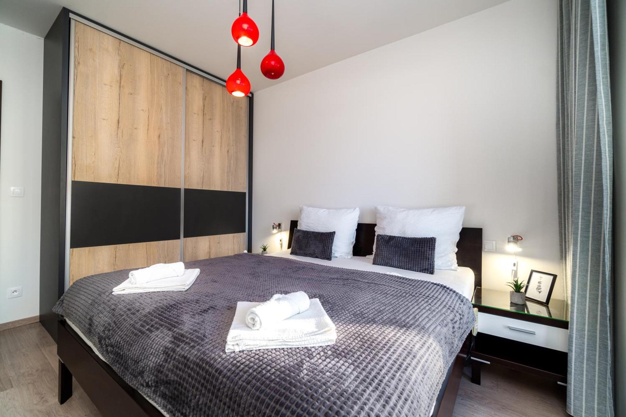 Bnb New Beautiful Apartment In The Center Of Ostrava With Option Garage Parking מראה חיצוני תמונה